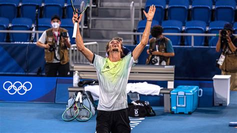 Alexander Zverev wins gold in the men’s singles tennis tournament.
